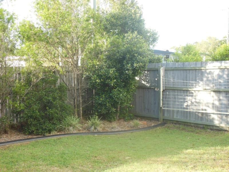 1/143 BISHOP Road, Beachmere QLD 4510