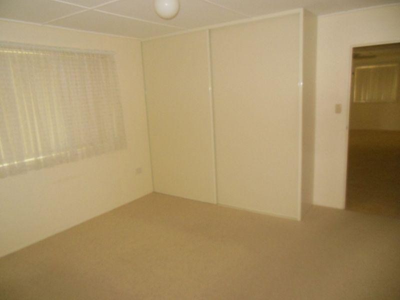 7 Elizabeth  Street, Beachmere QLD 4510