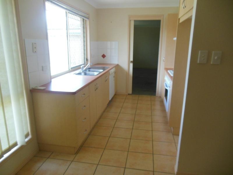 43 COLUMBIA Drive, Beachmere QLD 4510