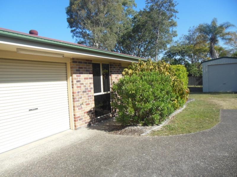 2/4 Margaret  Street, Beachmere QLD 4510