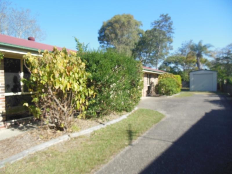 2/4 Margaret  Street, Beachmere QLD 4510