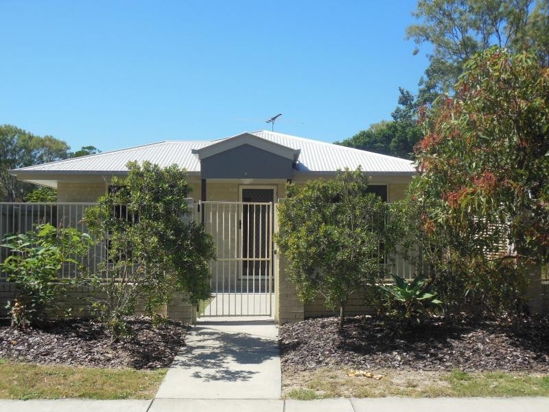 UNIT 1 9 PROGRESS Avenue, Beachmere QLD 4510