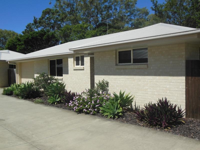 UNIT 1 9 PROGRESS Avenue, Beachmere QLD 4510