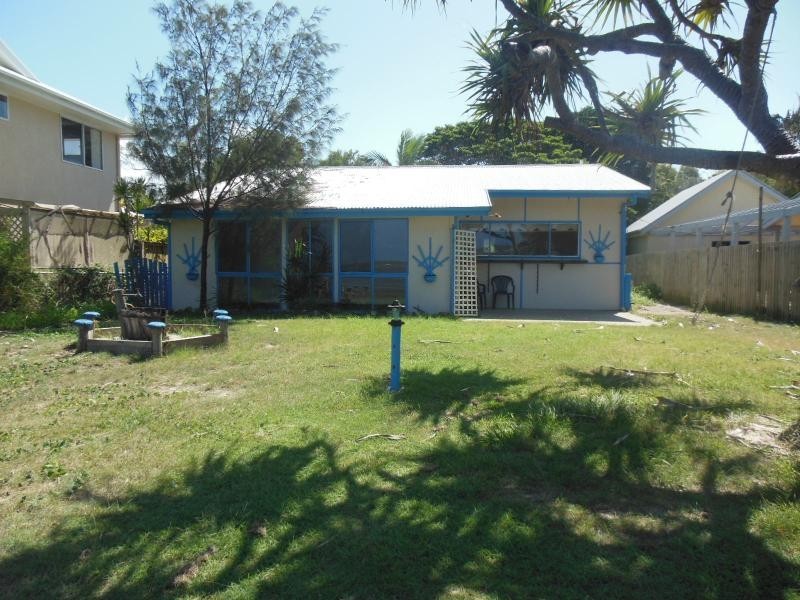 59 Coronation  Avenue, Beachmere QLD 4510