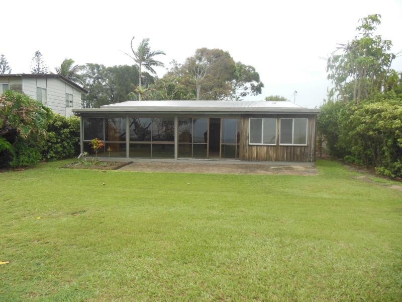 3 GRACE  Street, Beachmere QLD 4510