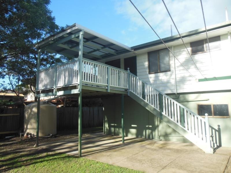 94 Bishop Road, Beachmere QLD 4510