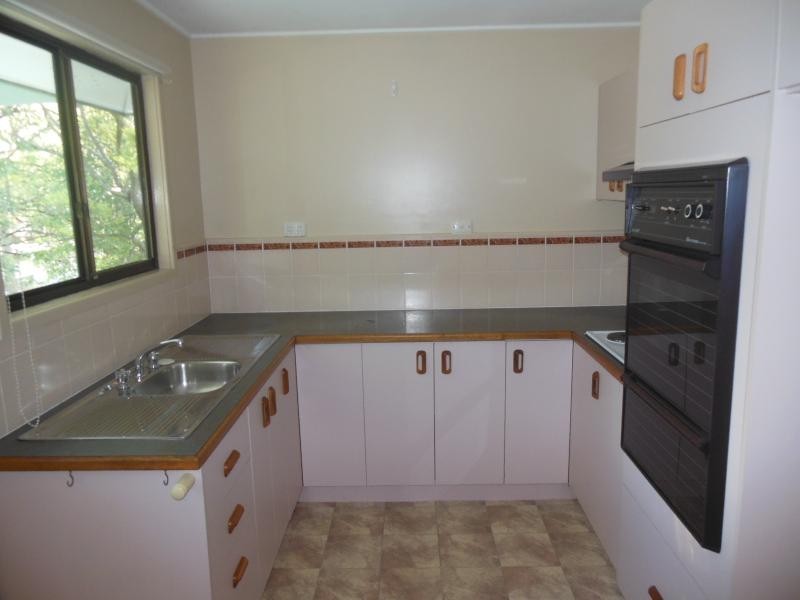 94 Bishop Road, Beachmere QLD 4510