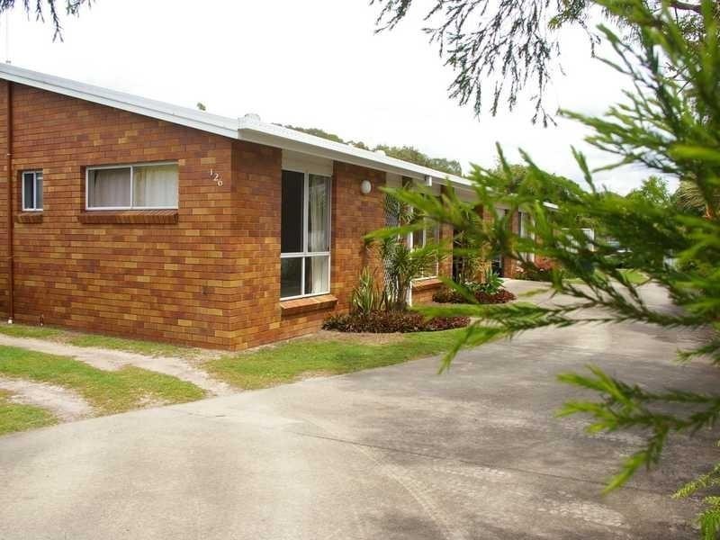 1/126 Bishop Road, Beachmere QLD 4510