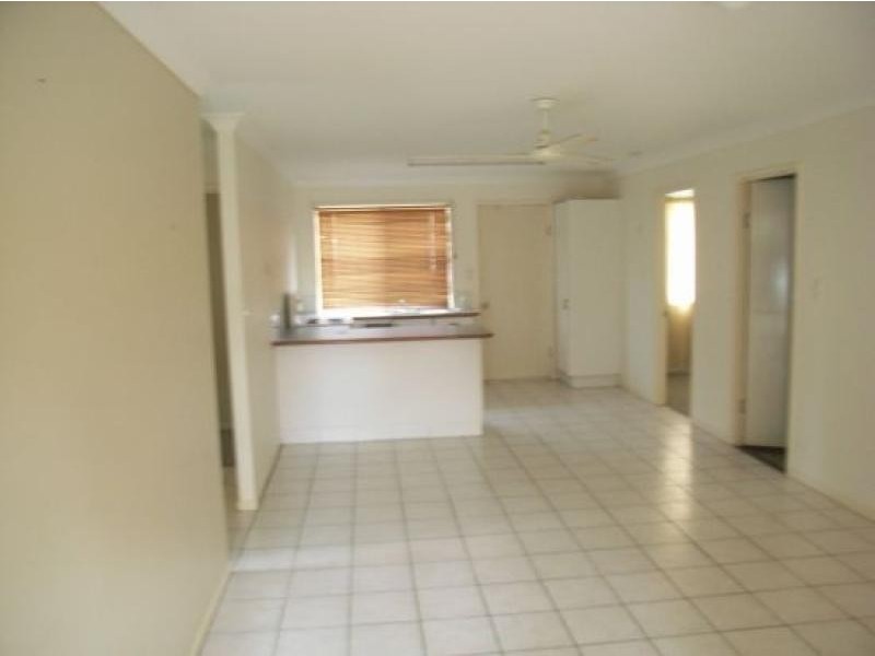 1/126 Bishop Road, Beachmere QLD 4510
