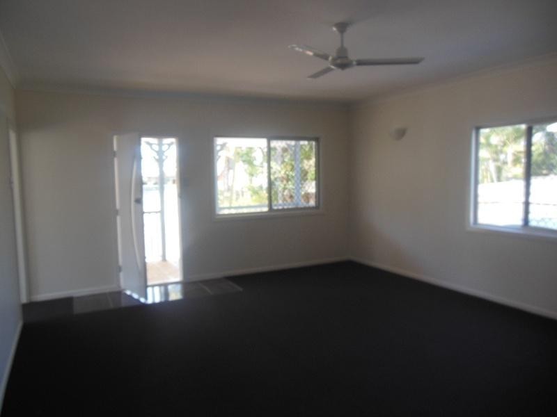 42 Moreton Terrace, Beachmere QLD 4510