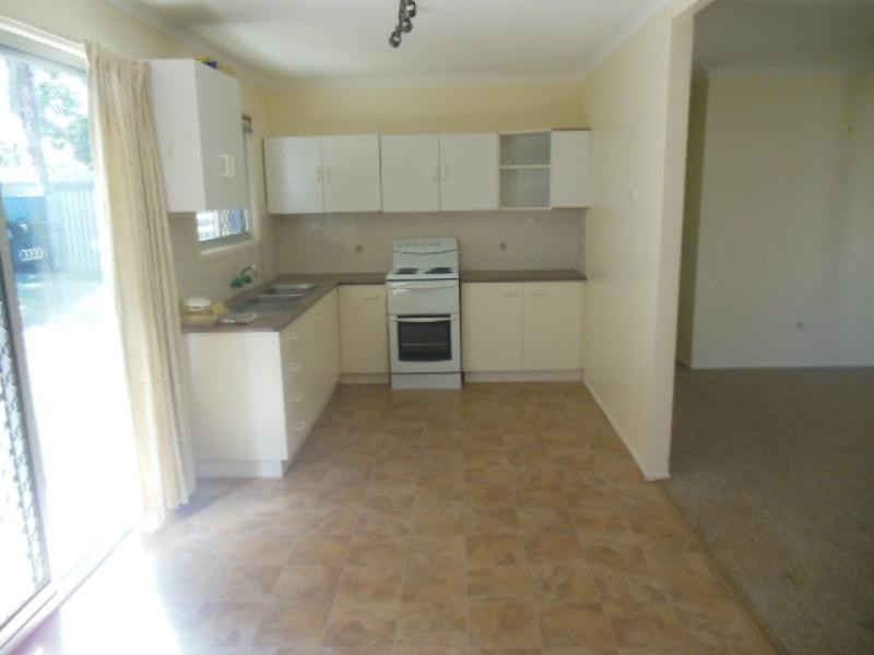 4 Jason  Crescent, Beachmere QLD 4510