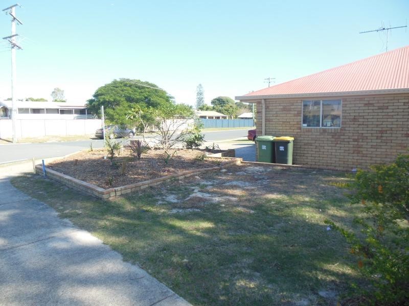 2/92 Moreton  Terrace, Beachmere QLD 4510
