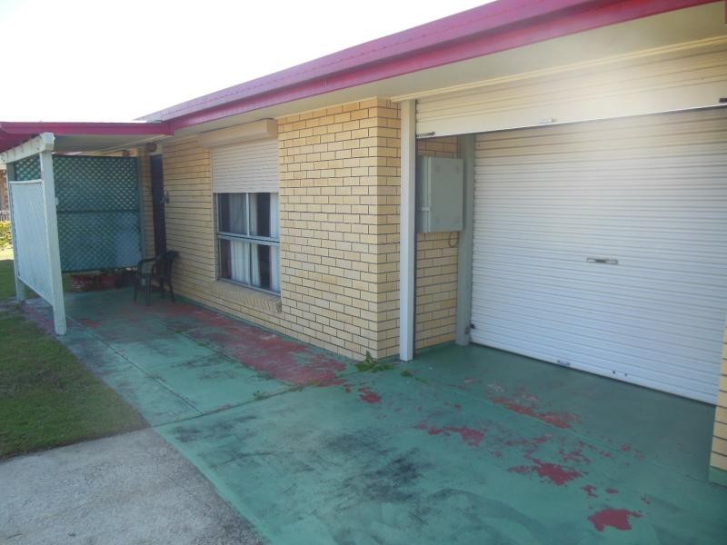 10 Dorunda Avenue, Beachmere QLD 4510
