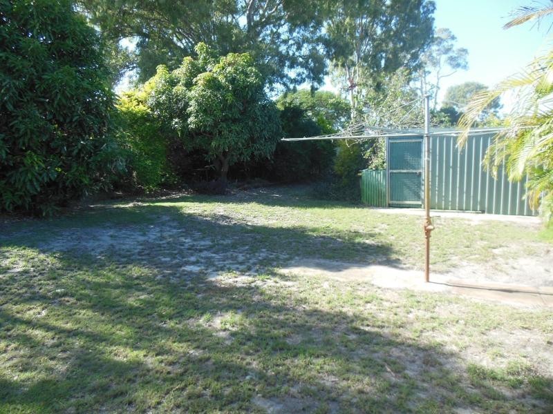 10 Dorunda Avenue, Beachmere QLD 4510