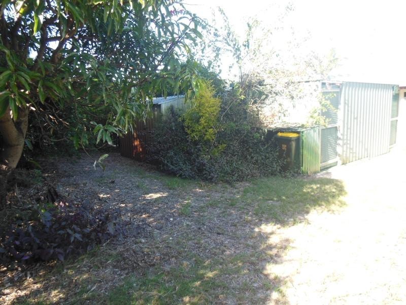 10 Dorunda Avenue, Beachmere QLD 4510