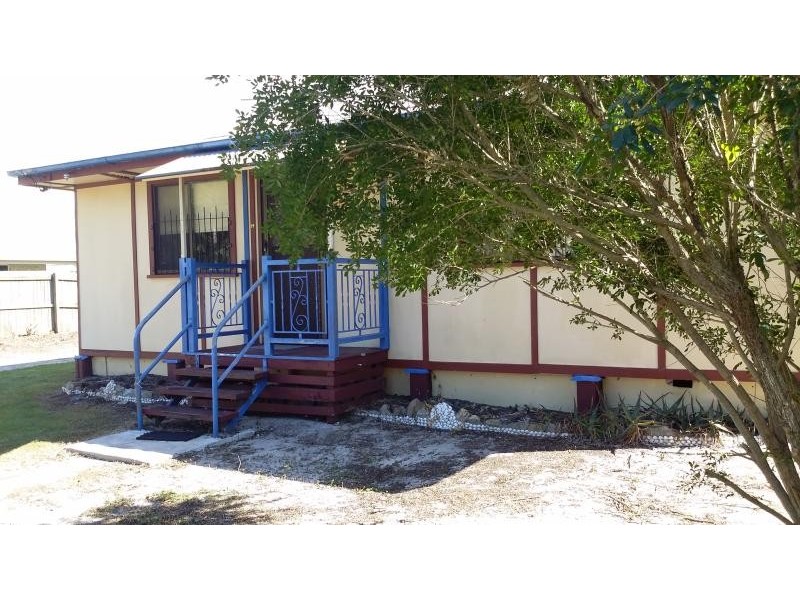 54 Bishop Road, Beachmere QLD 4510