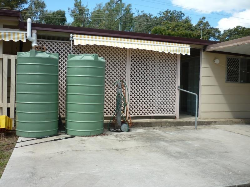 90 Bishop Road, Beachmere QLD 4510