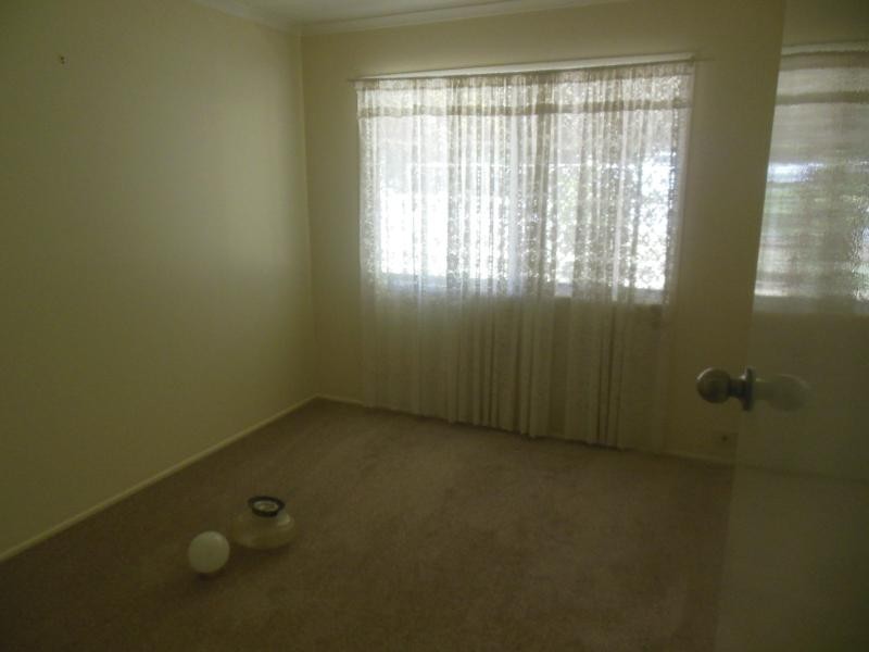 90 Bishop Road, Beachmere QLD 4510