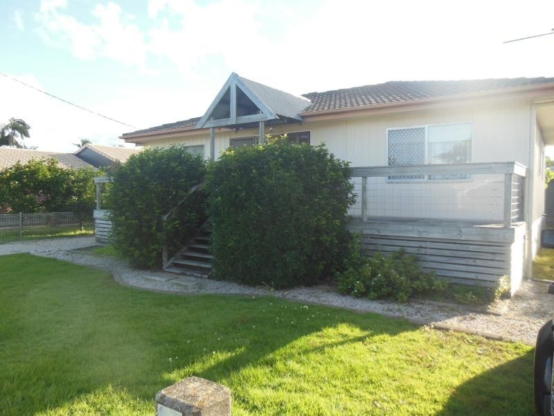 14 Trevor Street, Beachmere QLD 4510