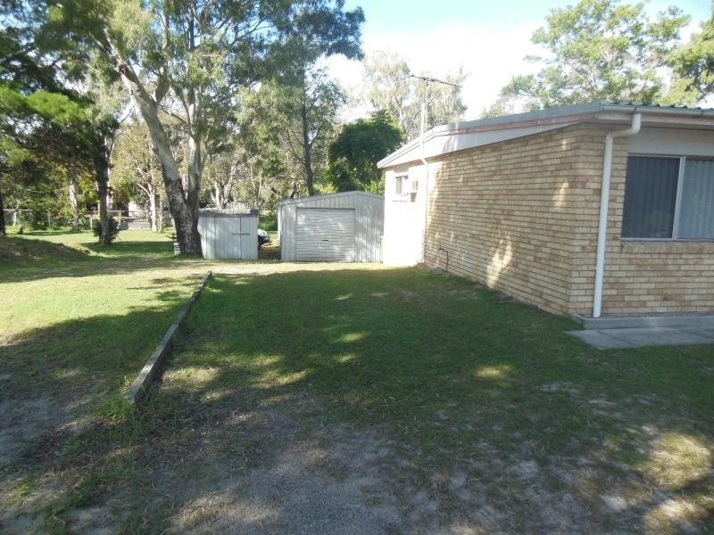 15-17 Bishop Road, Beachmere QLD 4510