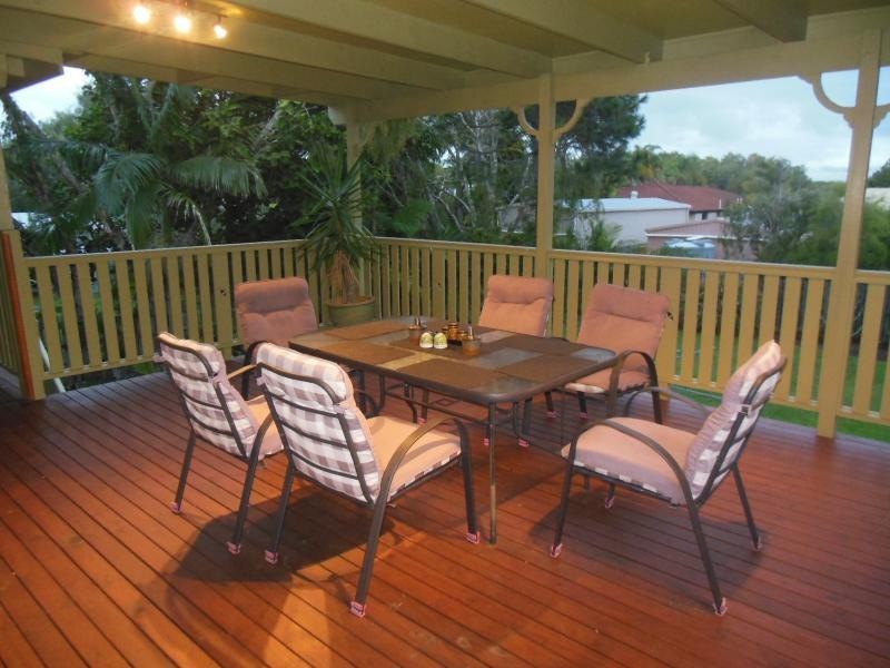 14 Malcolm Street, Beachmere QLD 4510