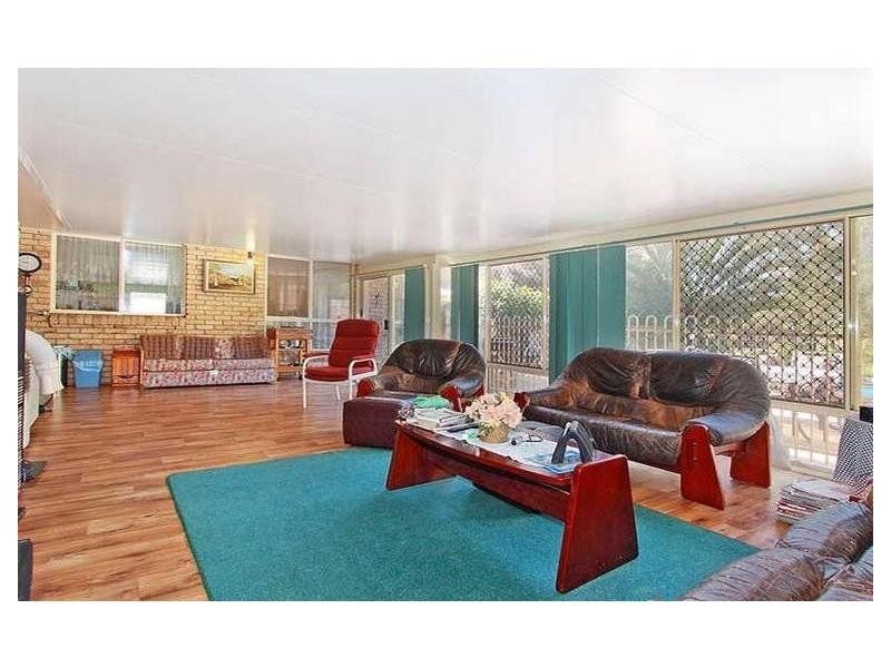 32 Gretel Drive, Beachmere QLD 4510