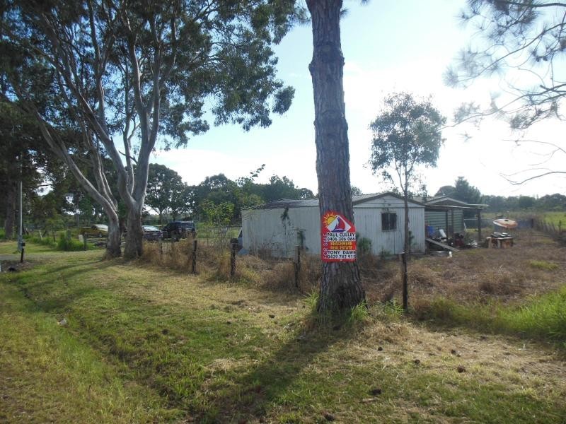 650 Beachmere Road, Beachmere QLD 4510