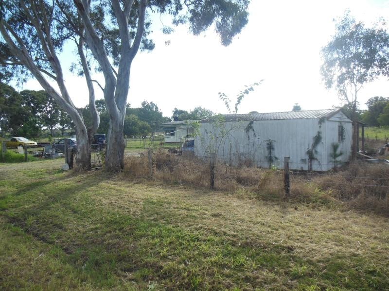 650 Beachmere Road, Beachmere QLD 4510