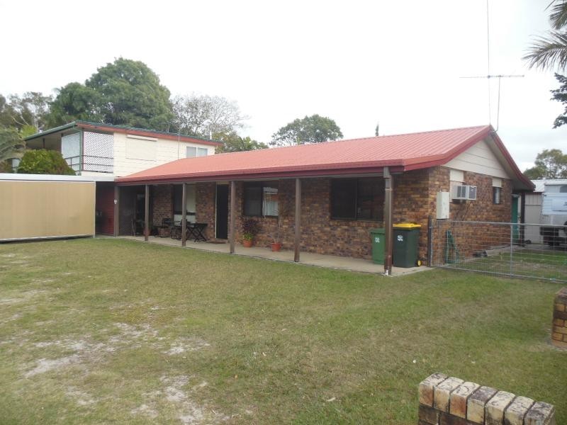 18 James  Road, Beachmere QLD 4510