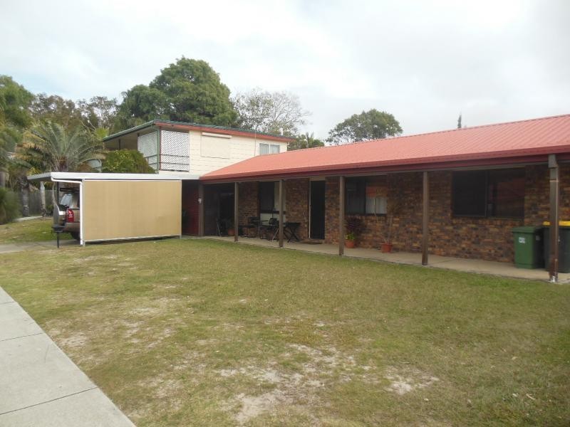 18 James  Road, Beachmere QLD 4510