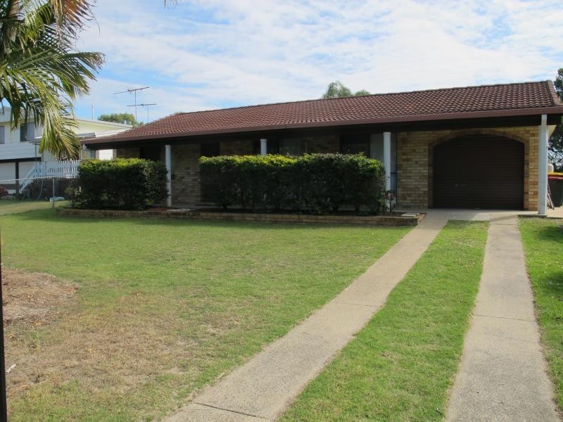 22 Bishop Road, Beachmere QLD 4510