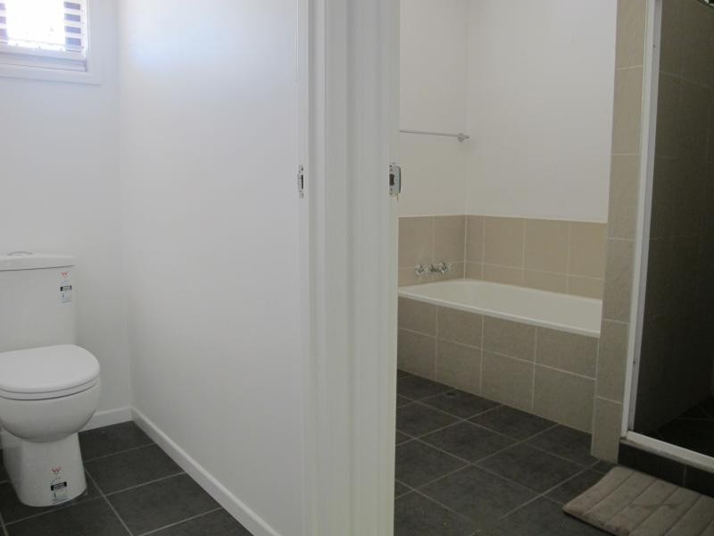 22 Bishop Road, Beachmere QLD 4510