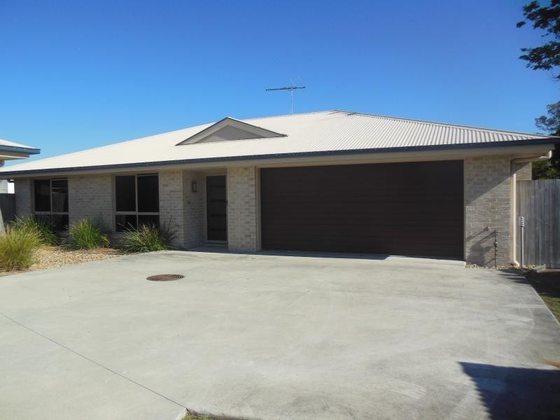 5/12 SECOND  Avenue, Beachmere QLD 4510