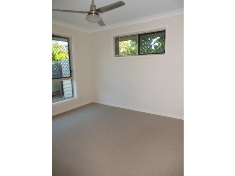 5/12 SECOND  Avenue, Beachmere QLD 4510
