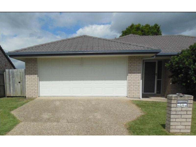 16 WEEROONA  Avenue, Beachmere QLD 4510