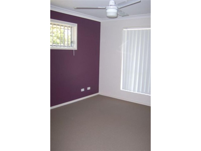 16 WEEROONA  Avenue, Beachmere QLD 4510