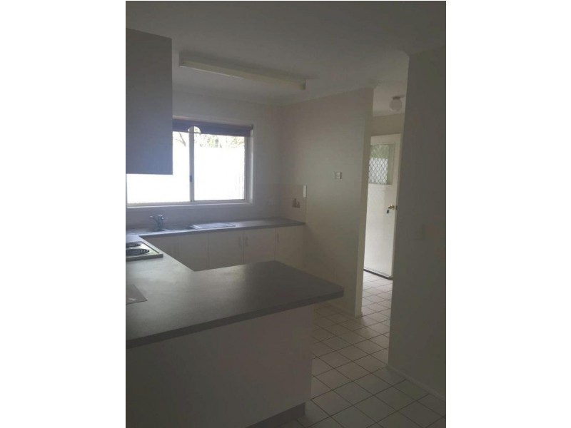 4 Margaret Street, Beachmere QLD 4510