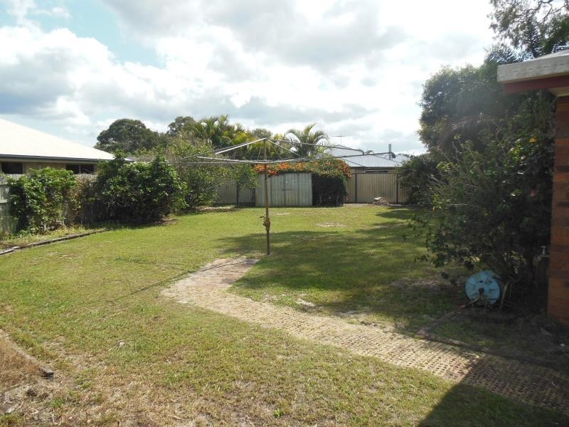 5 Kelunji Court, Beachmere QLD 4510
