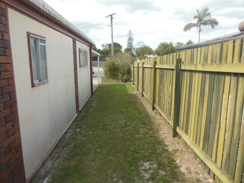 5 Kelunji Court, Beachmere QLD 4510