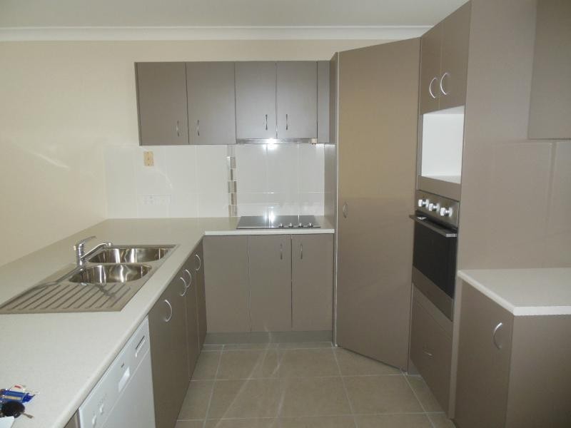 21 Apollo Court, Beachmere QLD 4510