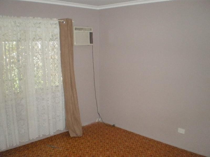 90 Bishop Road, Beachmere QLD 4510