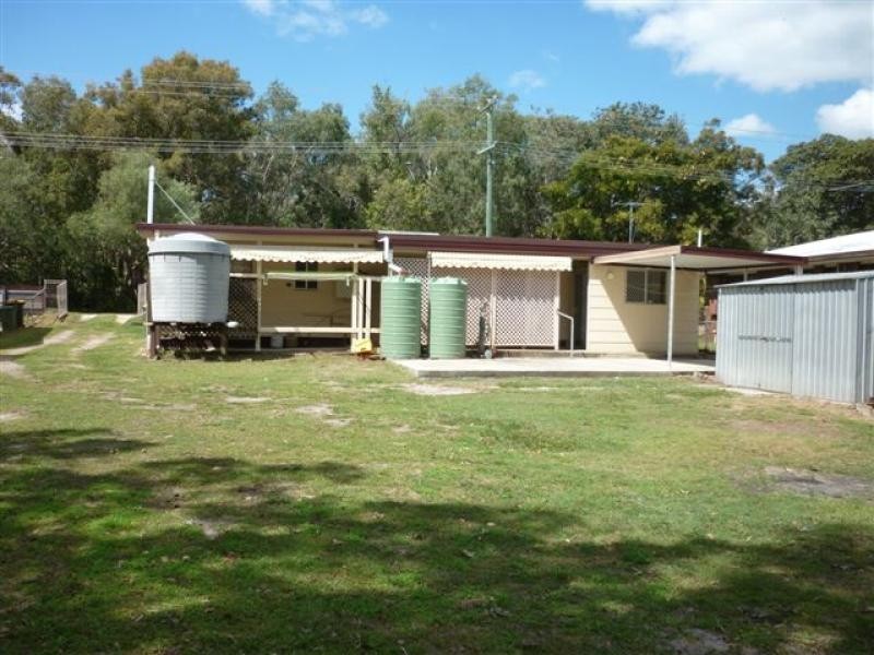 90 Bishop Road, Beachmere QLD 4510