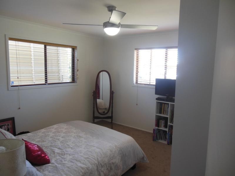 25 Moatah Drive, Beachmere QLD 4510