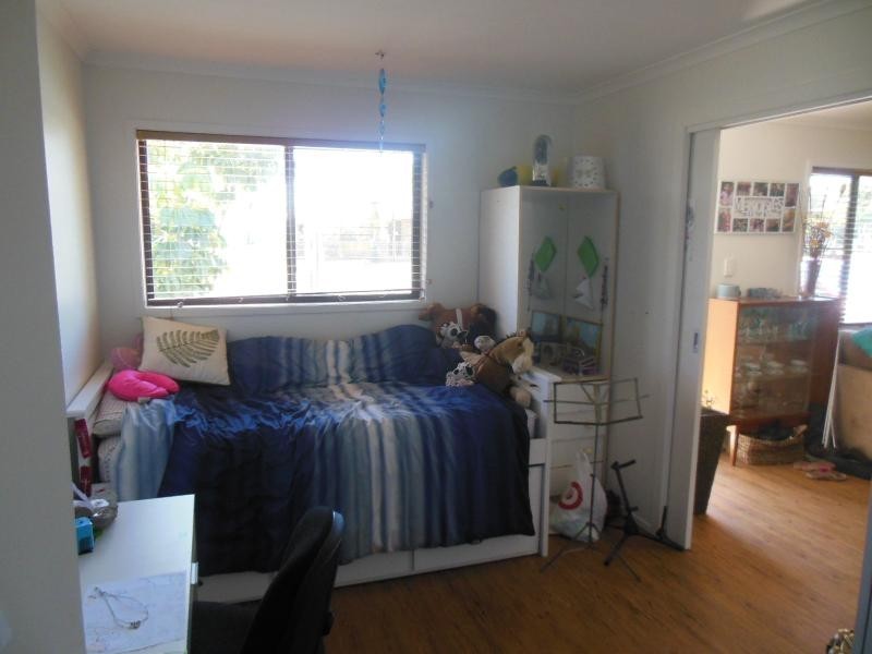 25 Moatah Drive, Beachmere QLD 4510