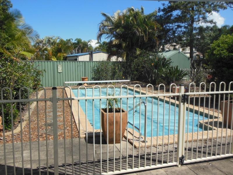 13-15 Caryota Court, Ningi QLD 4511