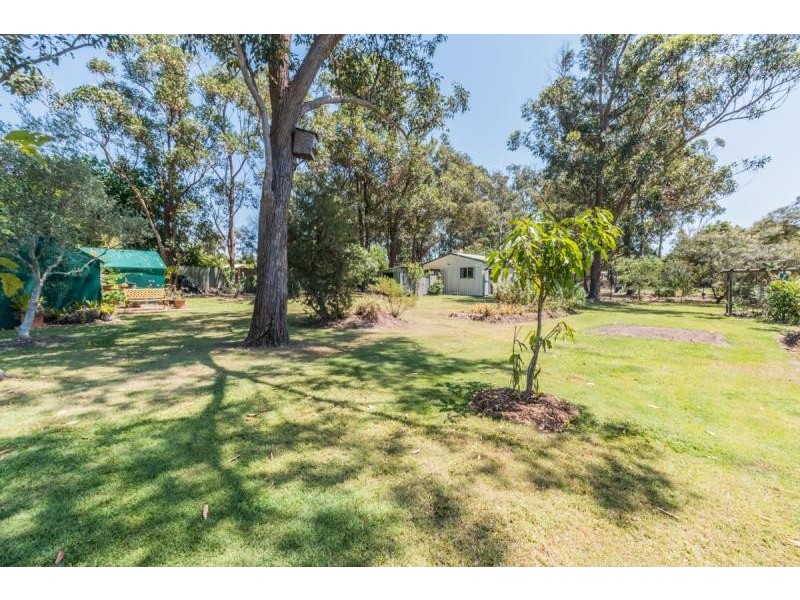 13-15 Caryota Court, Ningi QLD 4511