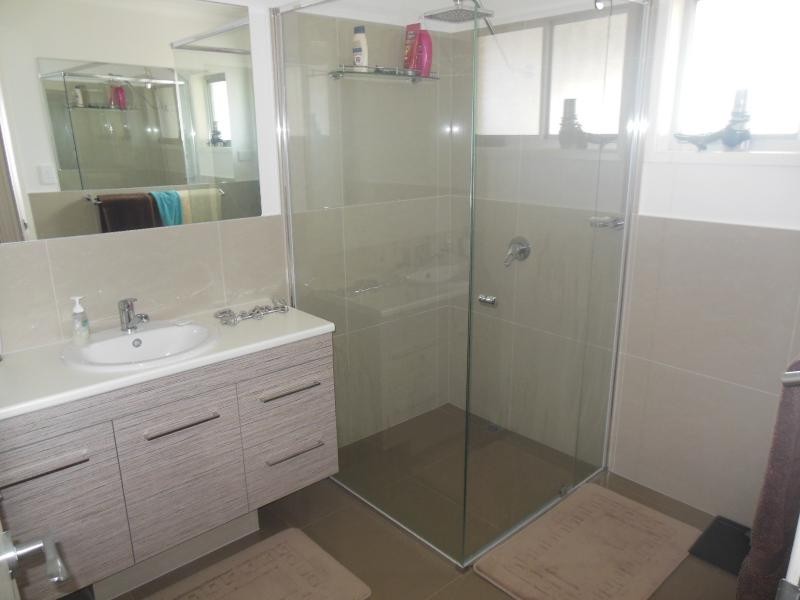 17 Moatah Drive, Beachmere QLD 4510