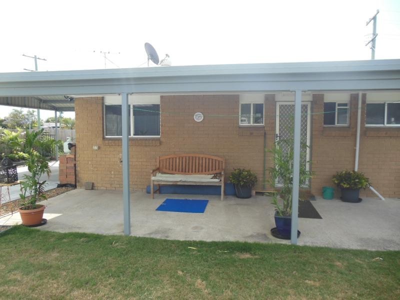 17 Moatah Drive, Beachmere QLD 4510