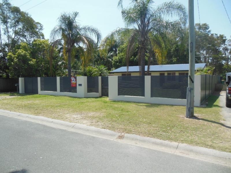 17 Whiting  Street, Beachmere QLD 4510