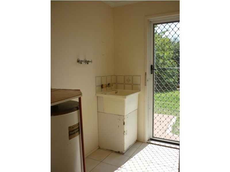 102 Moreton Terrace, Beachmere QLD 4510